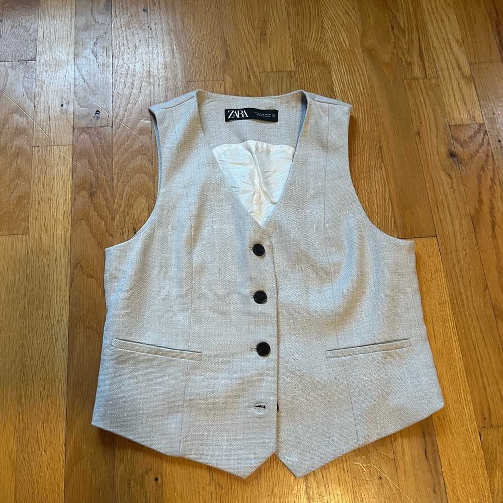 Zara Light Gray Button-Up Vest